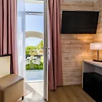 Le Rabelais Hotel Le Lavandou
