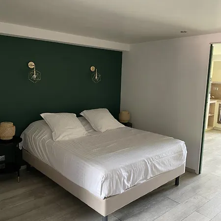 Hotell Le Rabelais 3*