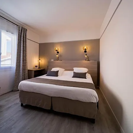 Le Rabelais Hotel Le Lavandou