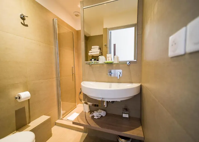 Le Rabelais Hotell 3*