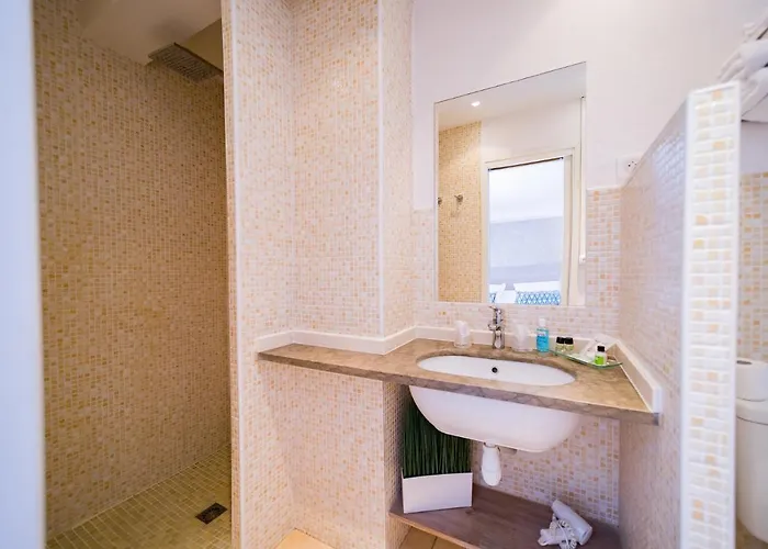 Hotell Le Rabelais Le Lavandou