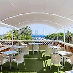 Le Rabelais Hotel Le Lavandou
