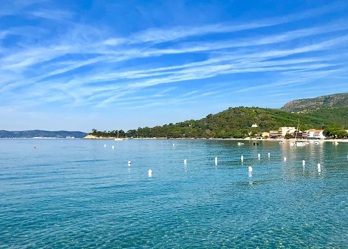 Le Rabelais מלון