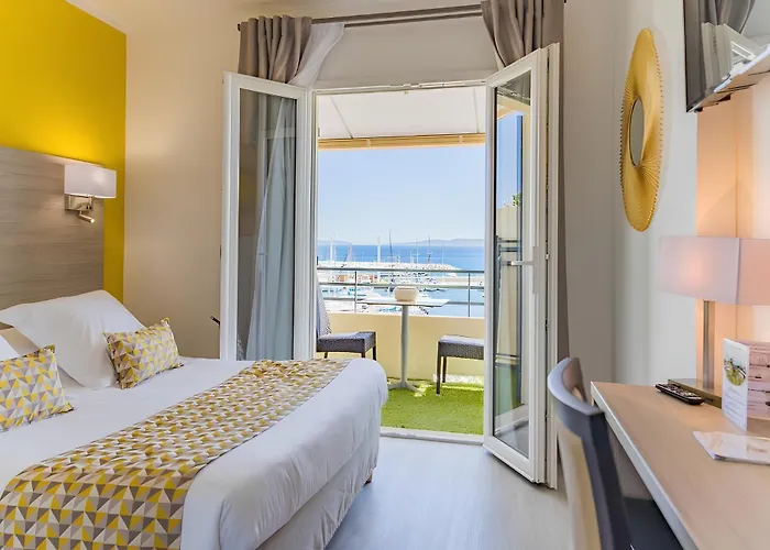 Le Rabelais Hotel 3*