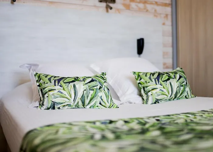 Le Rabelais Hotel 3*